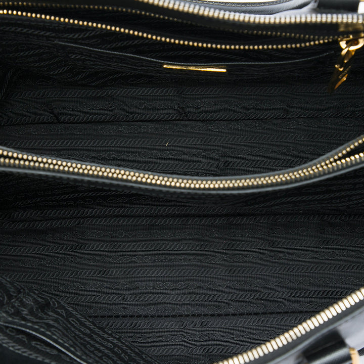 Prada Sac à main Lux Promenade Saffiano Grand Noir – vue 4 – GABY PARIS