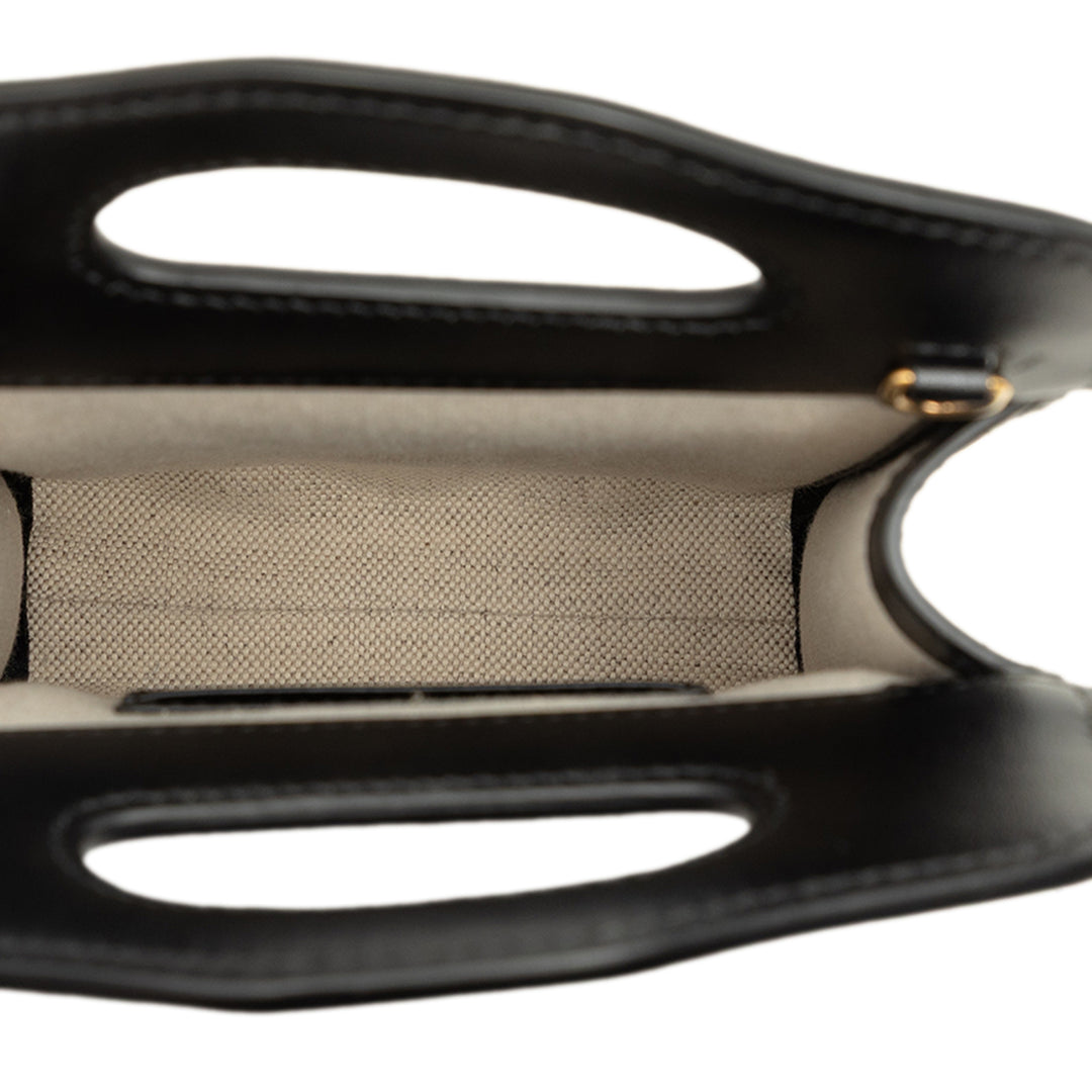 Gucci Sac à main GG Matelasse Cut Out Poignée Mini Cuir de veau Noir – vue 4 – GABY PARIS