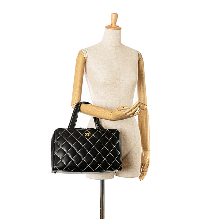 CC Wild Stitch Lambskin Handbag Black - Gaby Paris