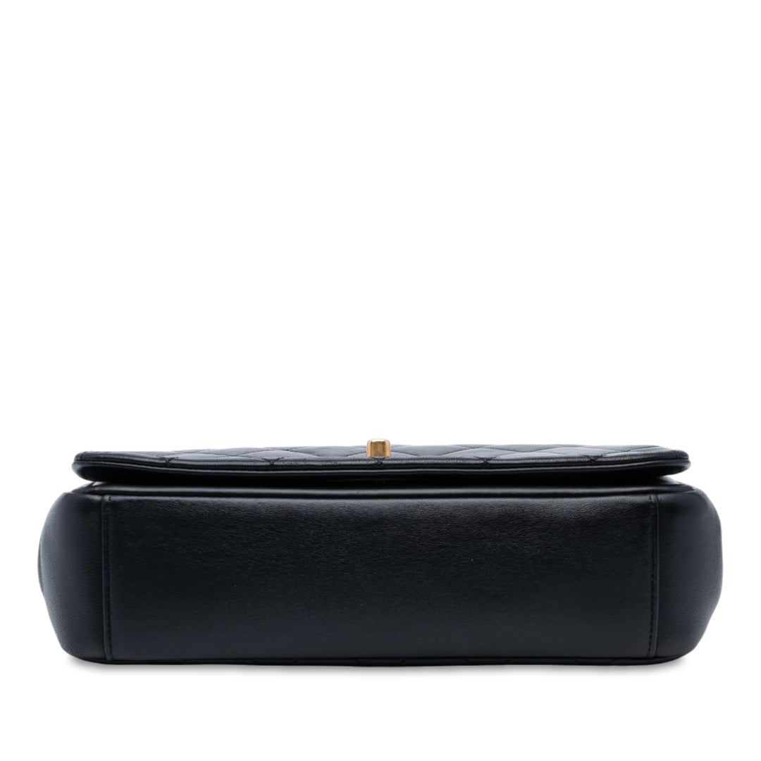 Chanel Matelassé Cuir d’agneau On And On Chain à rabat