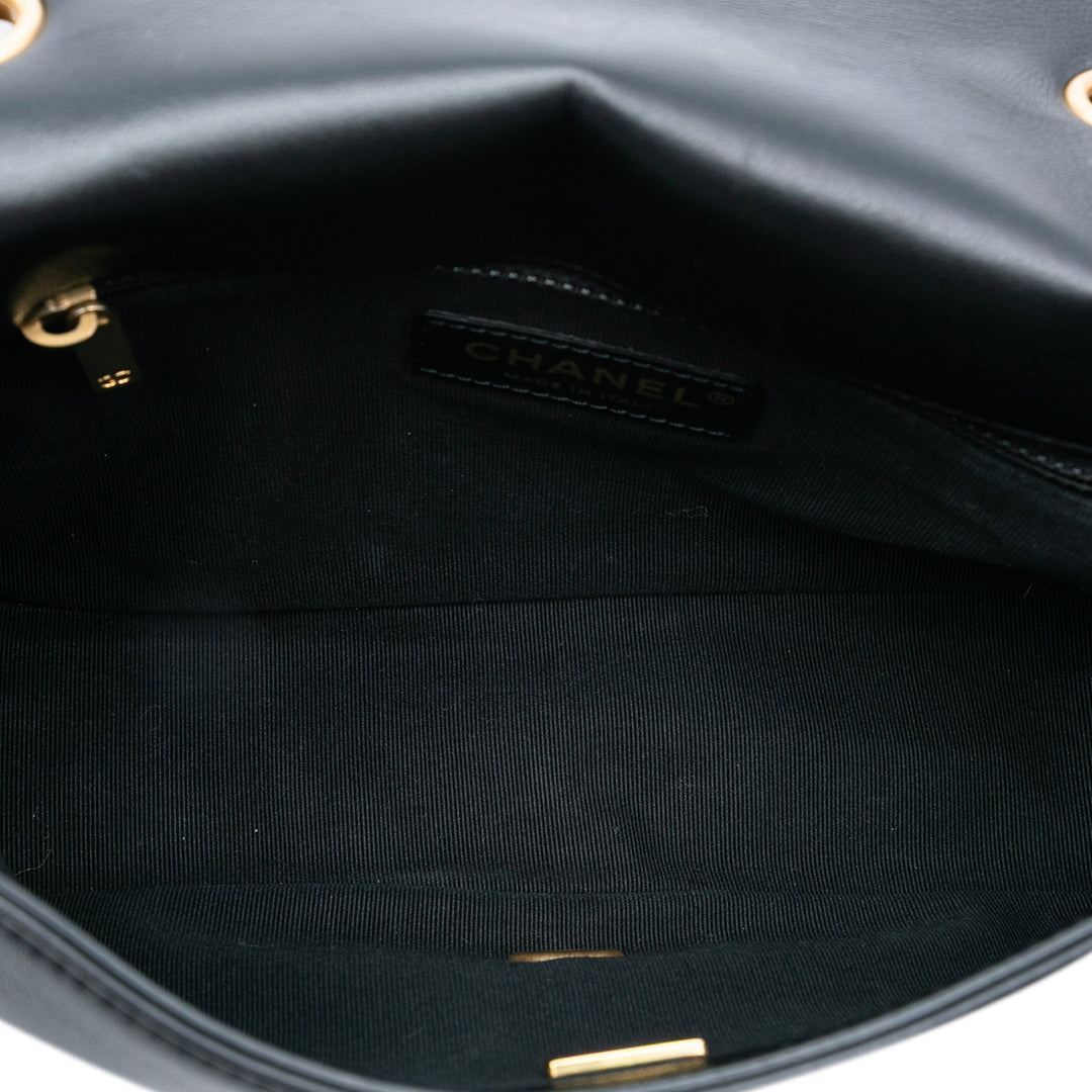 Chanel Matelassé Cuir d’agneau On And On Chain à rabat