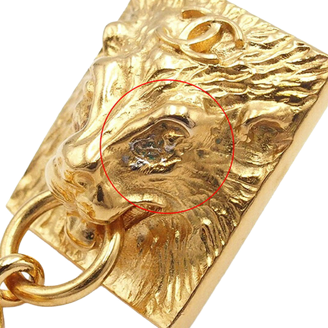 Chanel plaqué Lion Head CC pendantes fermoir poussette Boucles d’oreilles