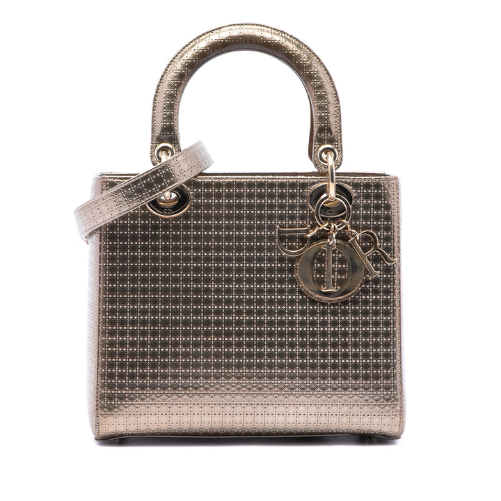 Dior Métallisé Microcannage Lady Dior Moyen Doré – vue principale – GABY PARIS