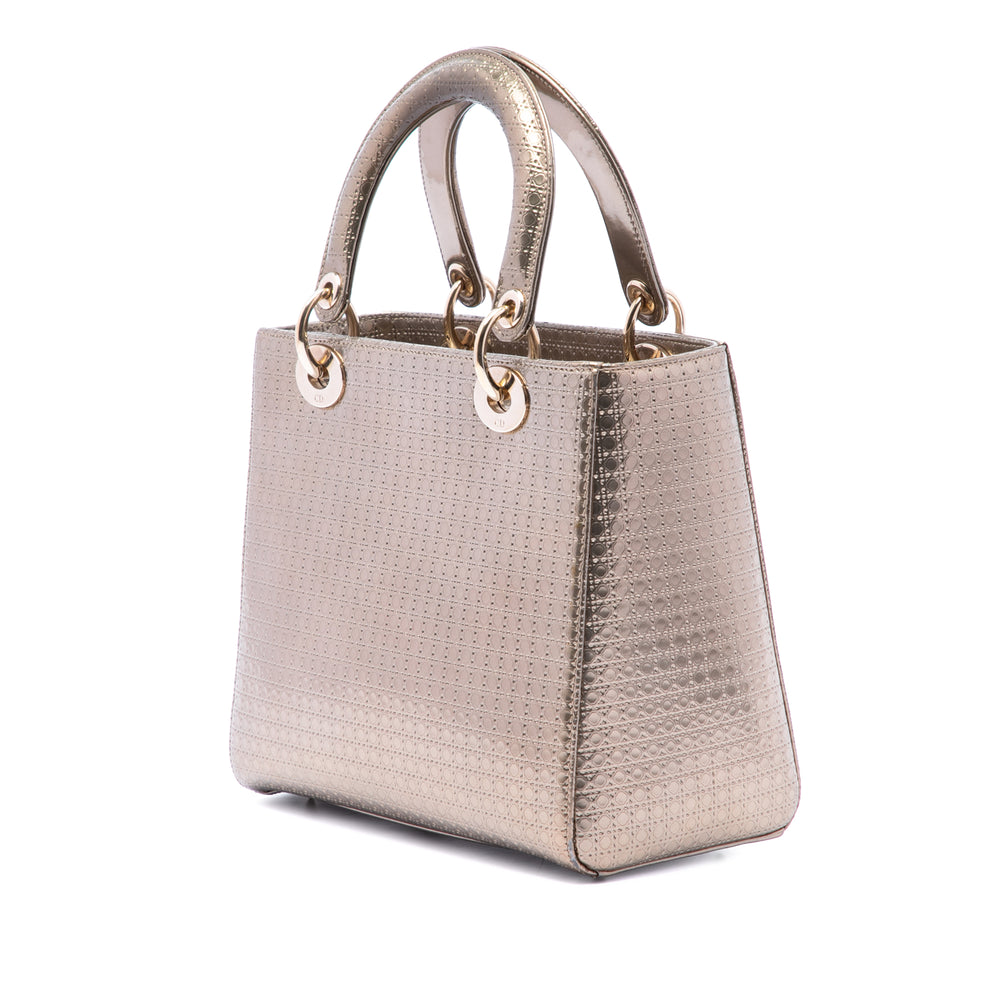 Dior Métallisé Microcannage Lady Dior Moyen Doré – vue 2 – GABY PARIS