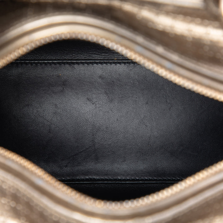 Dior Métallisé Microcannage Lady Dior Moyen Doré – vue 4 – GABY PARIS