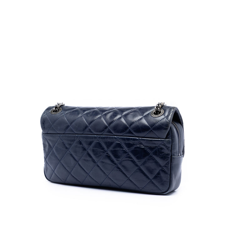 Chanel Medium vieilli Cuir de veau Duo Color à rabat