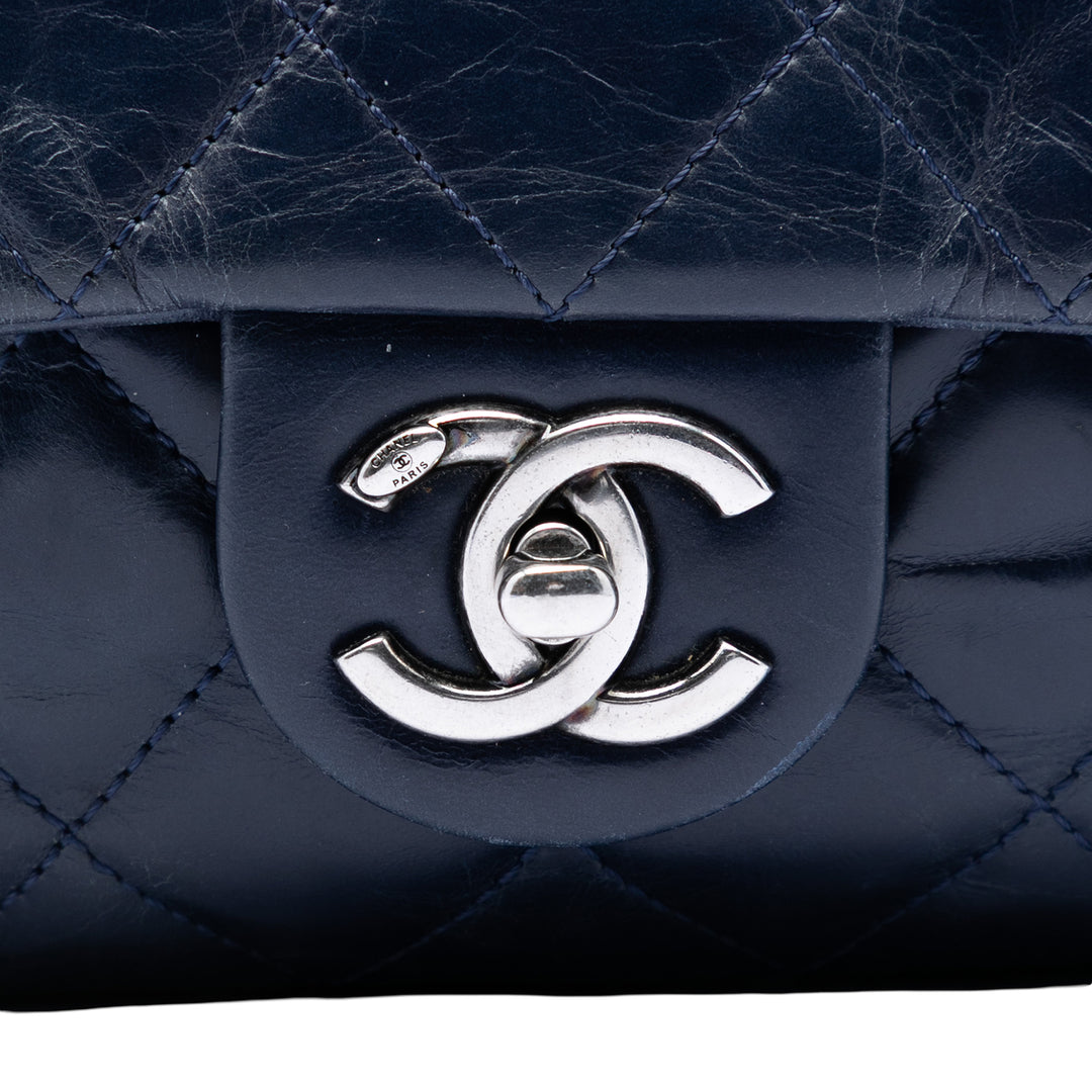 Chanel Medium vieilli Cuir de veau Duo Color à rabat