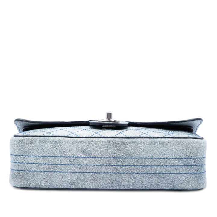 Chanel Classic Crackled Wild Stitch Double rabat Moyen Cuir de veau Bleu