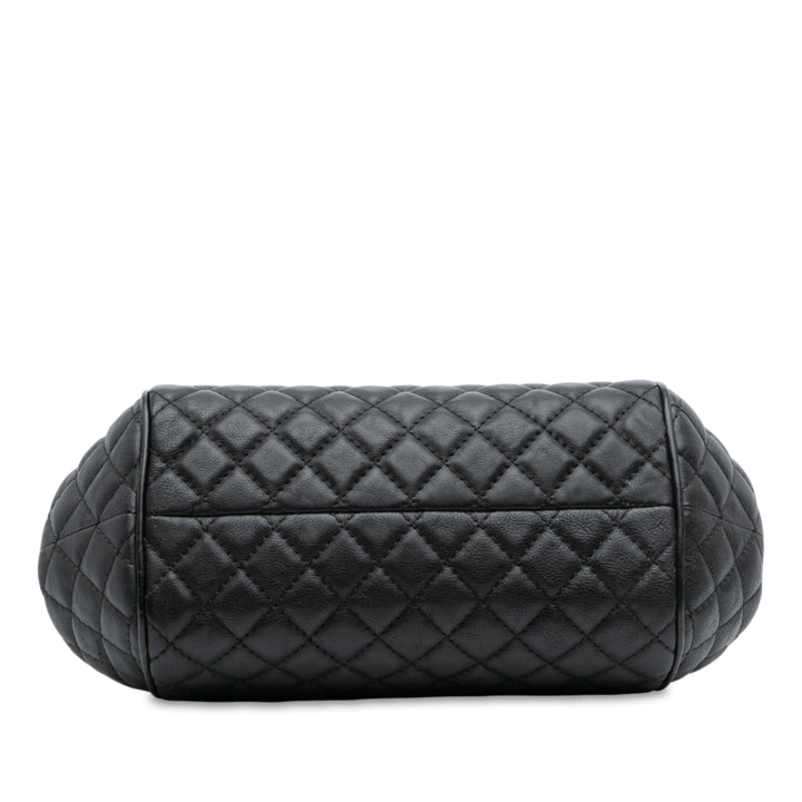 Chanel Paris Rome Quilted Cuir de veau Colosseum Lock Frame Bowling Bag Noir