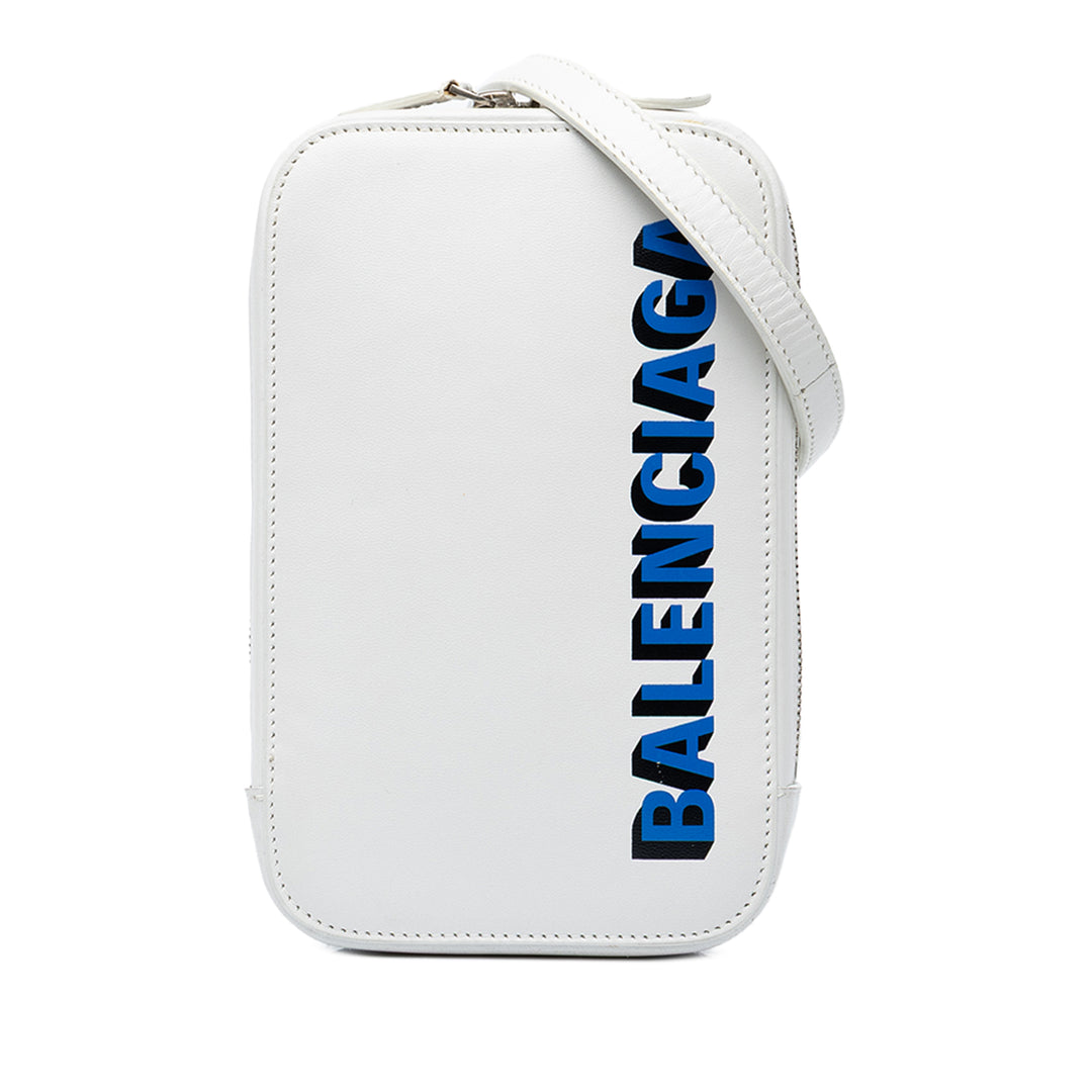 Balenciaga Étui téléphone grainé Cash Zippé Cuir de veau grainé Blanc – vue principale – GABY PARIS