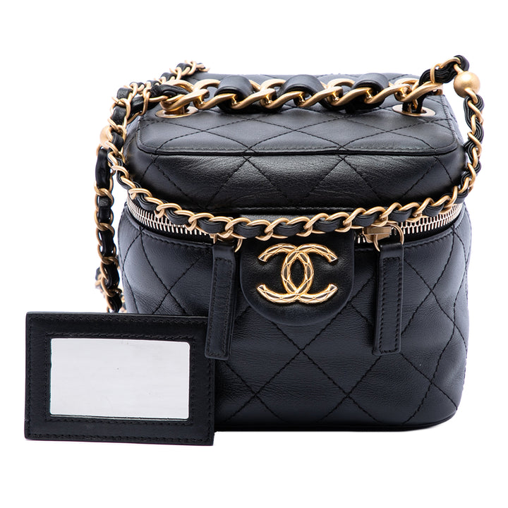 Chanel Matelassé Chaîne Bar Vanity avec chaîne Petit Cuir de veau Noir – vue 7 – GABY PARIS