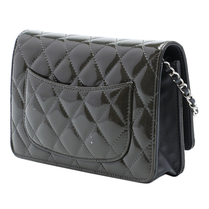 CC Matelassé Wallet on Chain Gris