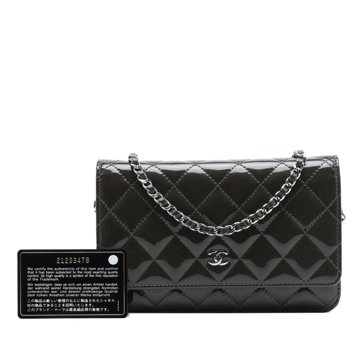 CC Matelassé Wallet on Chain Gris