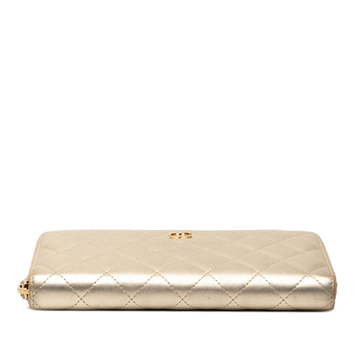 Chanel Quilted Métallisé Cuir d’agneau Zip Around Long Wallet Doré – GABY PARIS Authentique