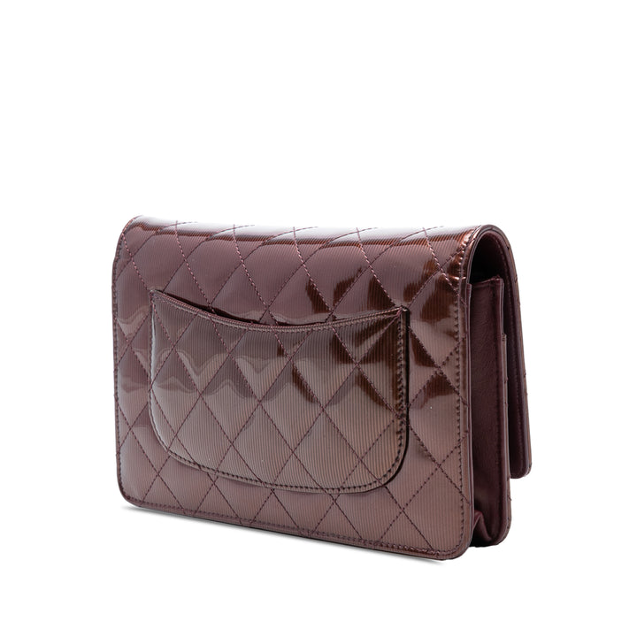 Chanel CC Quilted Métallisé Cuir verni Striped Wallet on Chain Rouge – GABY PARIS Authentique