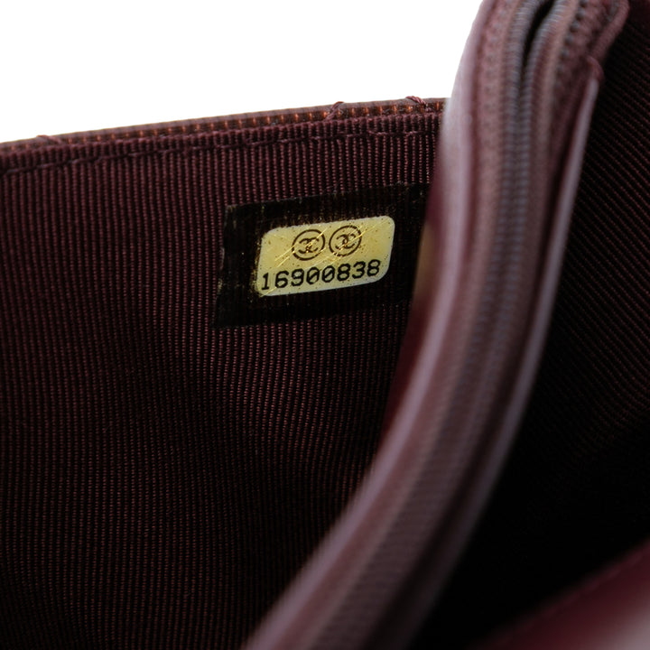 Chanel CC Quilted Métallisé Cuir verni Striped Wallet on Chain Rouge – GABY PARIS Authentique