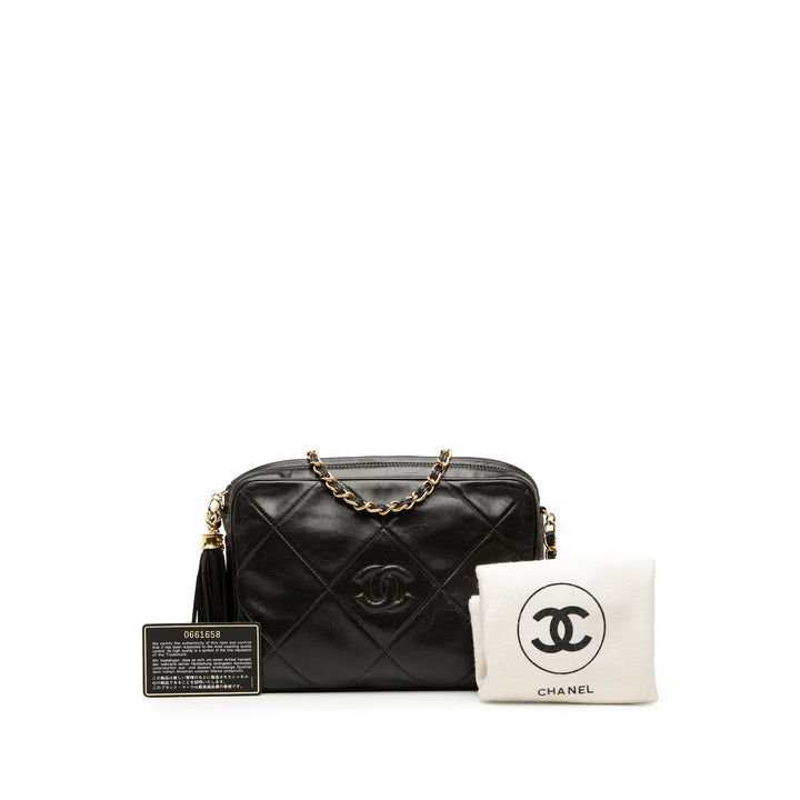 Chanel CC Diamond Matelassé Cuir d’agneau Pompon Sac caméra