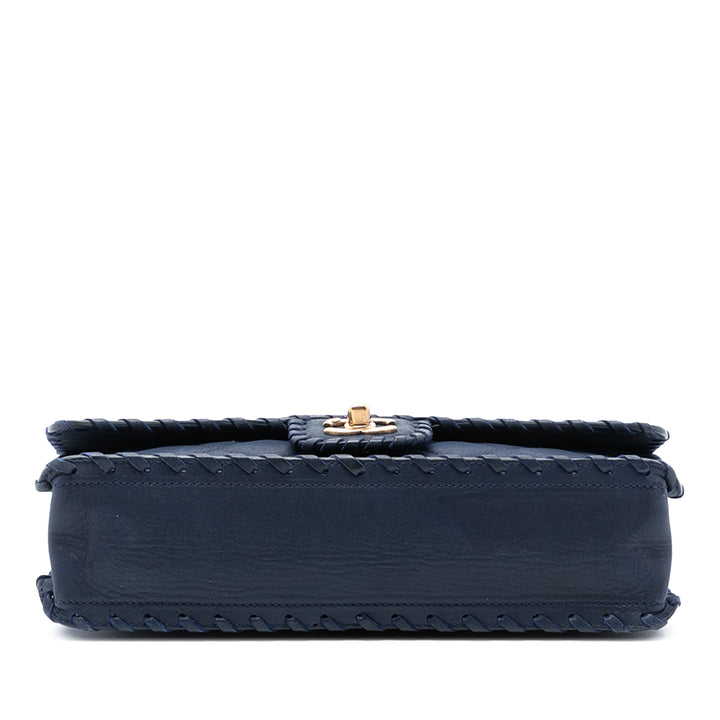 Chanel Medium Matelassé Iridescent Cuir de veau Happy Stitch à rabat