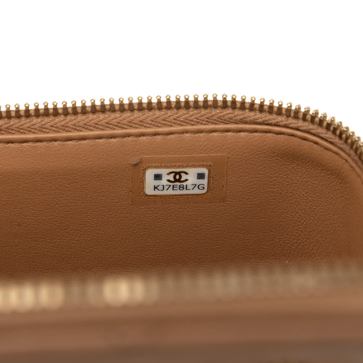 Chanel Small Matelassé Cuir d’agneau Pillow Crush Vanity avec chaîne