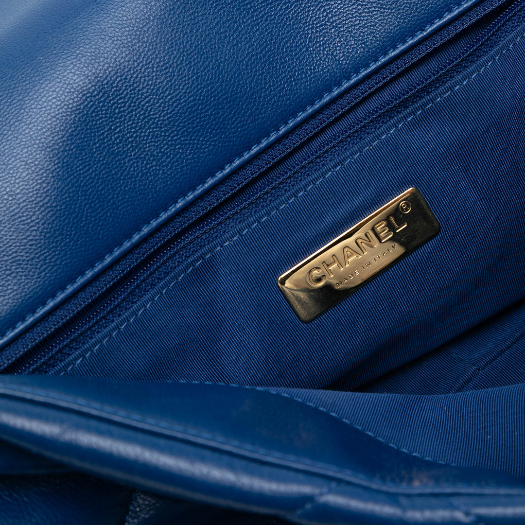 Chanel Maxi Cuir d’agneau 19 à rabat