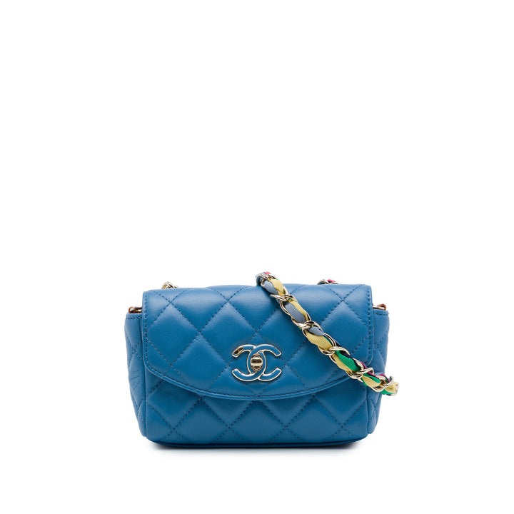 Chanel Sac bandoulière Matelassé Cocovado Ruban Chaîne à rabat Mini Cuir d'agneau Bleu – vue principale – GABY PARIS