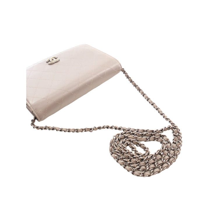 Chanel Sac bandoulière CC Matelassé Wallet on Chain Cuir de veau Marron – vue 7 – GABY PARIS