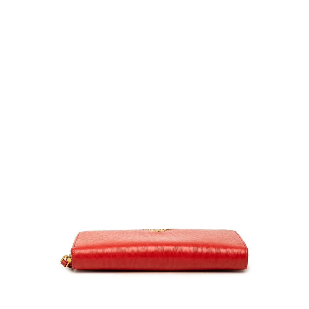 Prada Portefeuille Vitello Move Zippé Continental Rouge – vue 3 – GABY PARIS