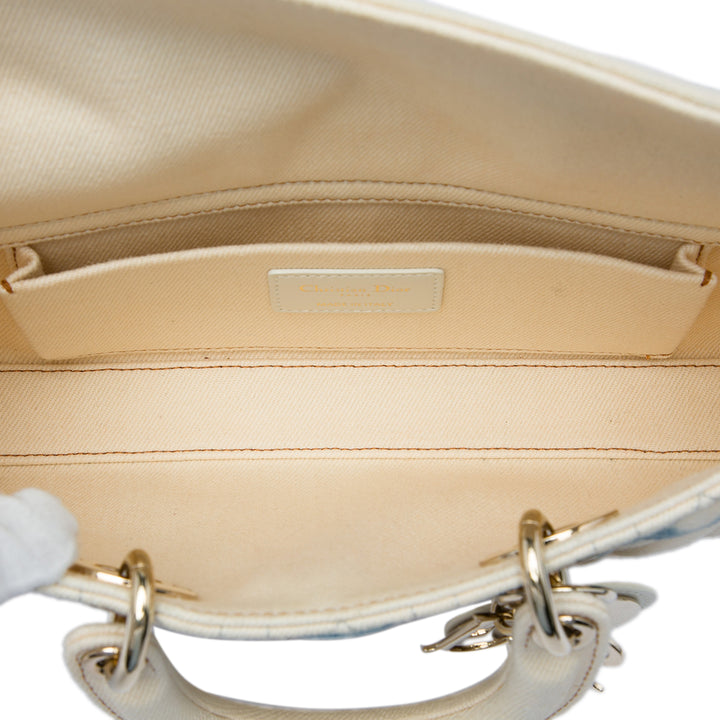 Dior Cannage Tie Dye Lady D Joy Moyen Jean Blanc – vue 4 – GABY PARIS