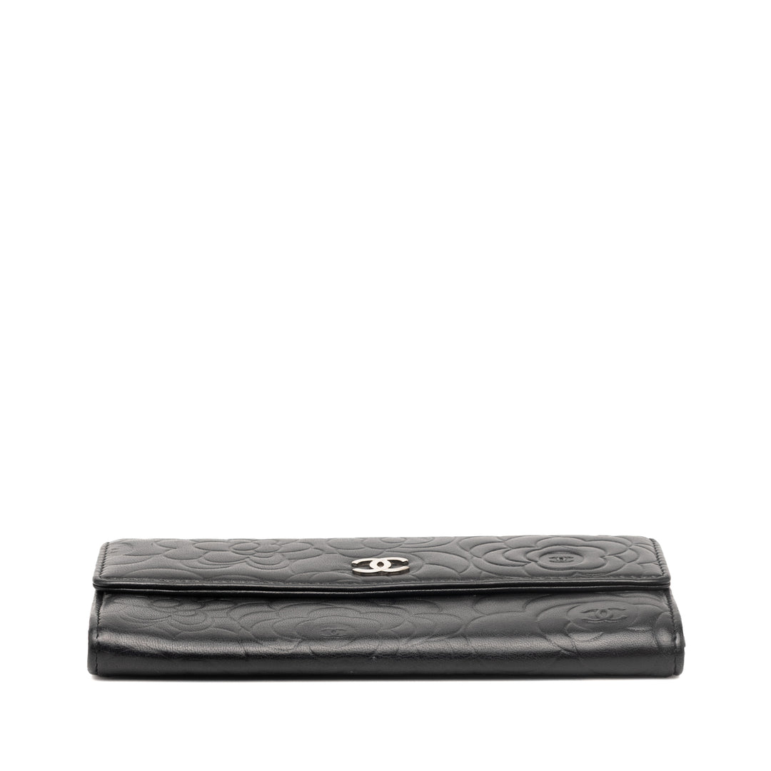 Chanel CC Embossed Cuir de veau Camellia Flap Wallet Noir – GABY PARIS Authentique