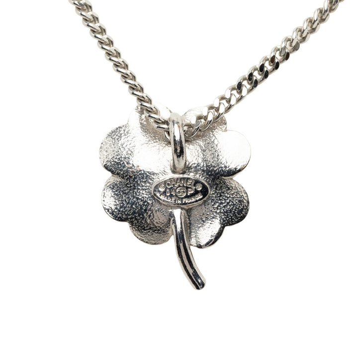 Chanel CC Brass Émail et Strass Clover Pendant Collier
