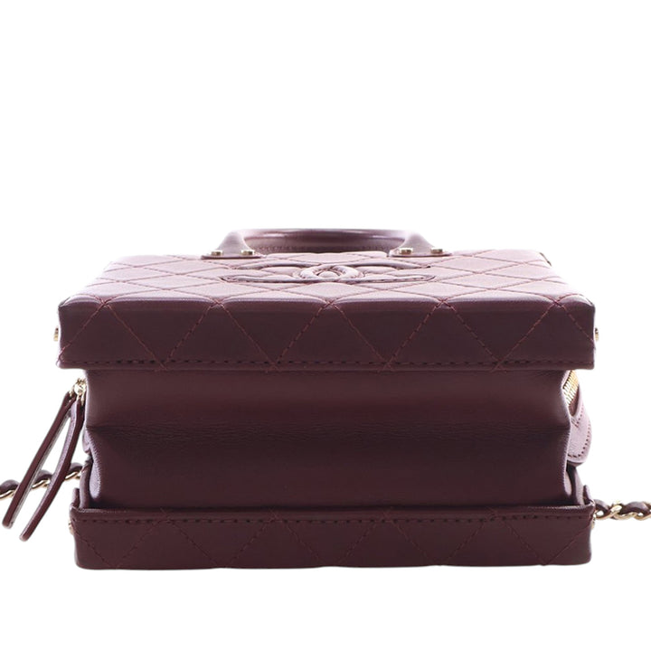 Chanel CC Matelassé Vanity Petit Cuir de veau