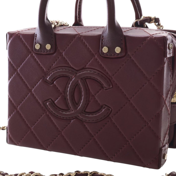 Chanel CC Matelassé Vanity Petit Cuir de veau