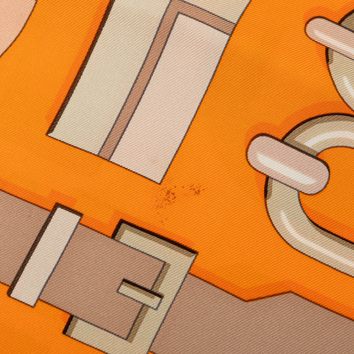 Hermès Carré Carre En Boucles 90 Orange – vue 8 – GABY PARIS