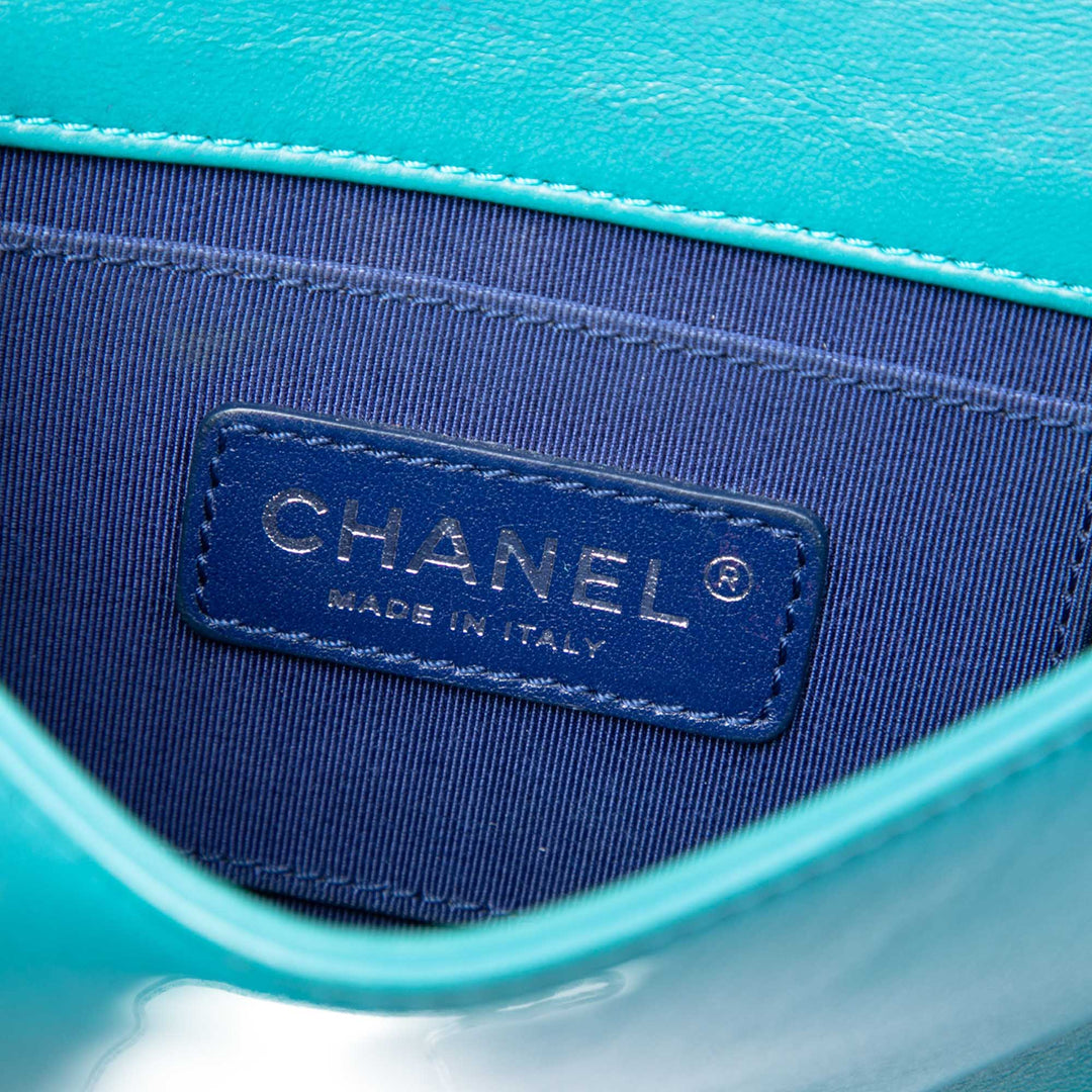 Chanel Ombre Acrylic et Boy Brick à rabat Mini Vert – vue 5 – GABY PARIS