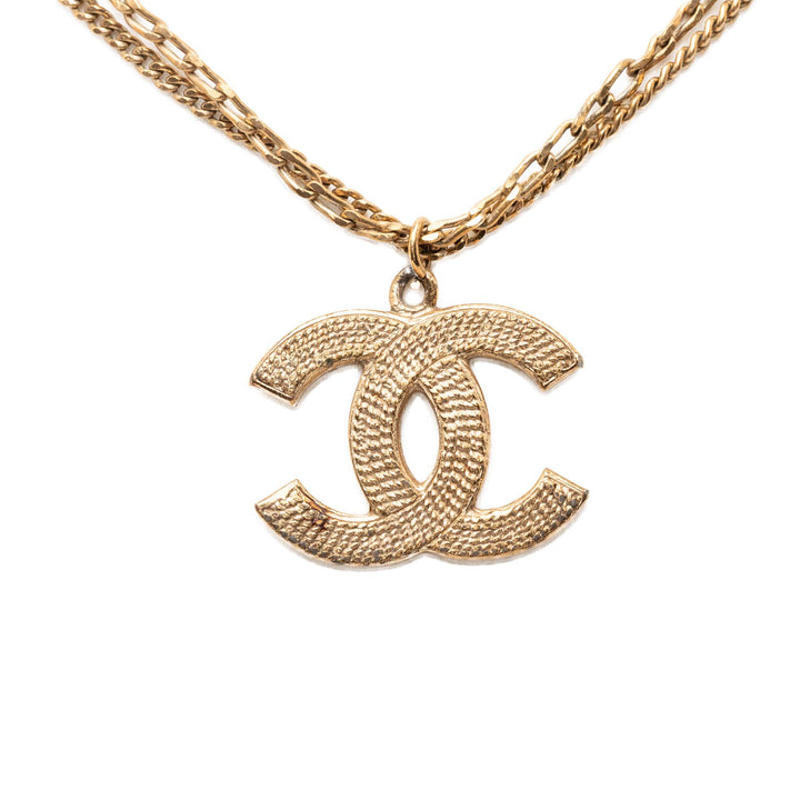 Chanel CC plaqué Textured Pendant Double Chain Collier