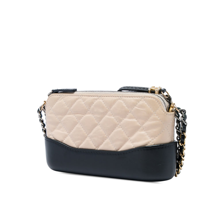 Chanel Pochette Bicolore vieilli Gabrielle Double Zippé avec chaîne Cuir de veau Noir – vue 2 – GABY PARIS