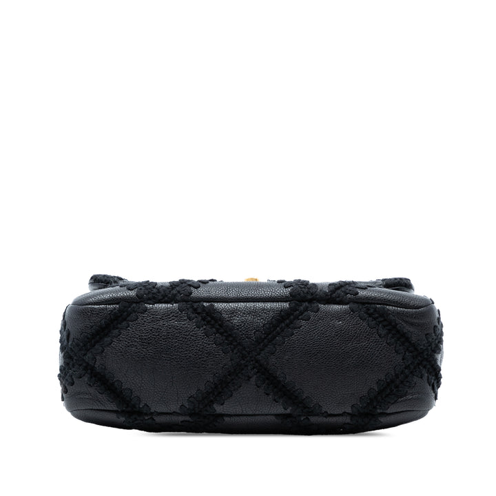 Chanel Medium Crochet Cuir de veau 19 à rabat