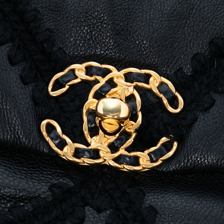 Chanel Medium Crochet Cuir de veau 19 à rabat