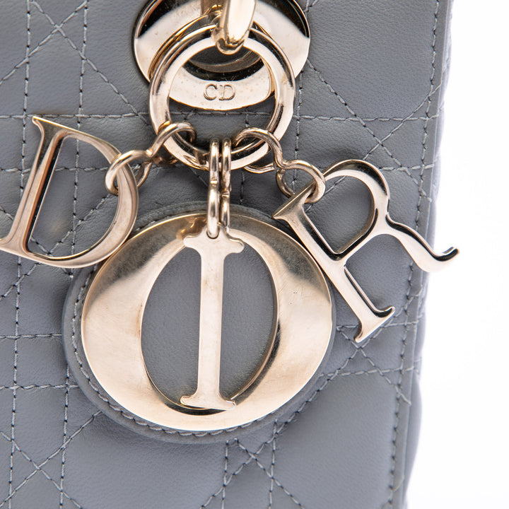 Dior Lady Dior Cannage My ABCDior Petit Cuir d'agneau Gris – vue 5 – GABY PARIS