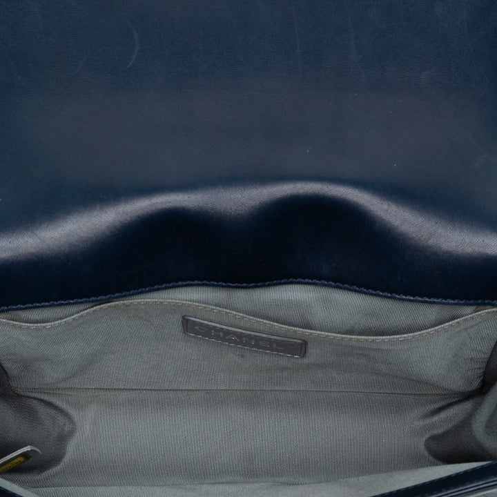 Chanel Old Medium Matelassé Cuir d’agneau Boy à rabat