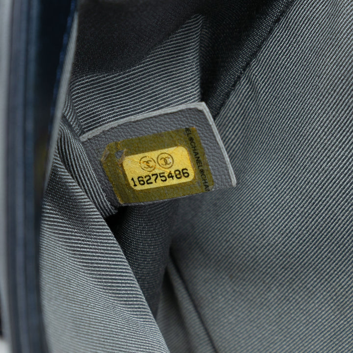 Chanel Old Medium Matelassé Cuir d’agneau Boy à rabat