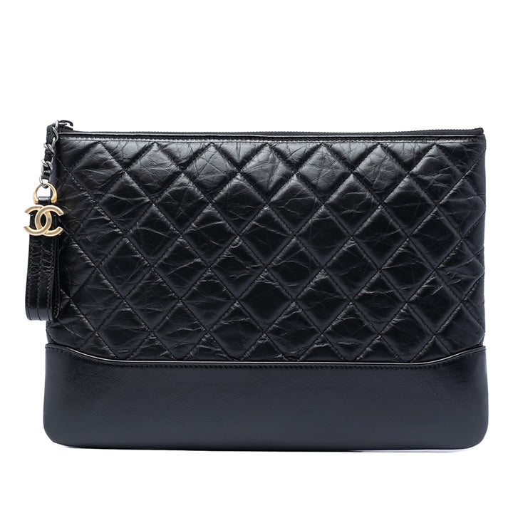 Chanel Medium Matelassé vieilli Cuir de veau Gabrielle O Étui Pochette