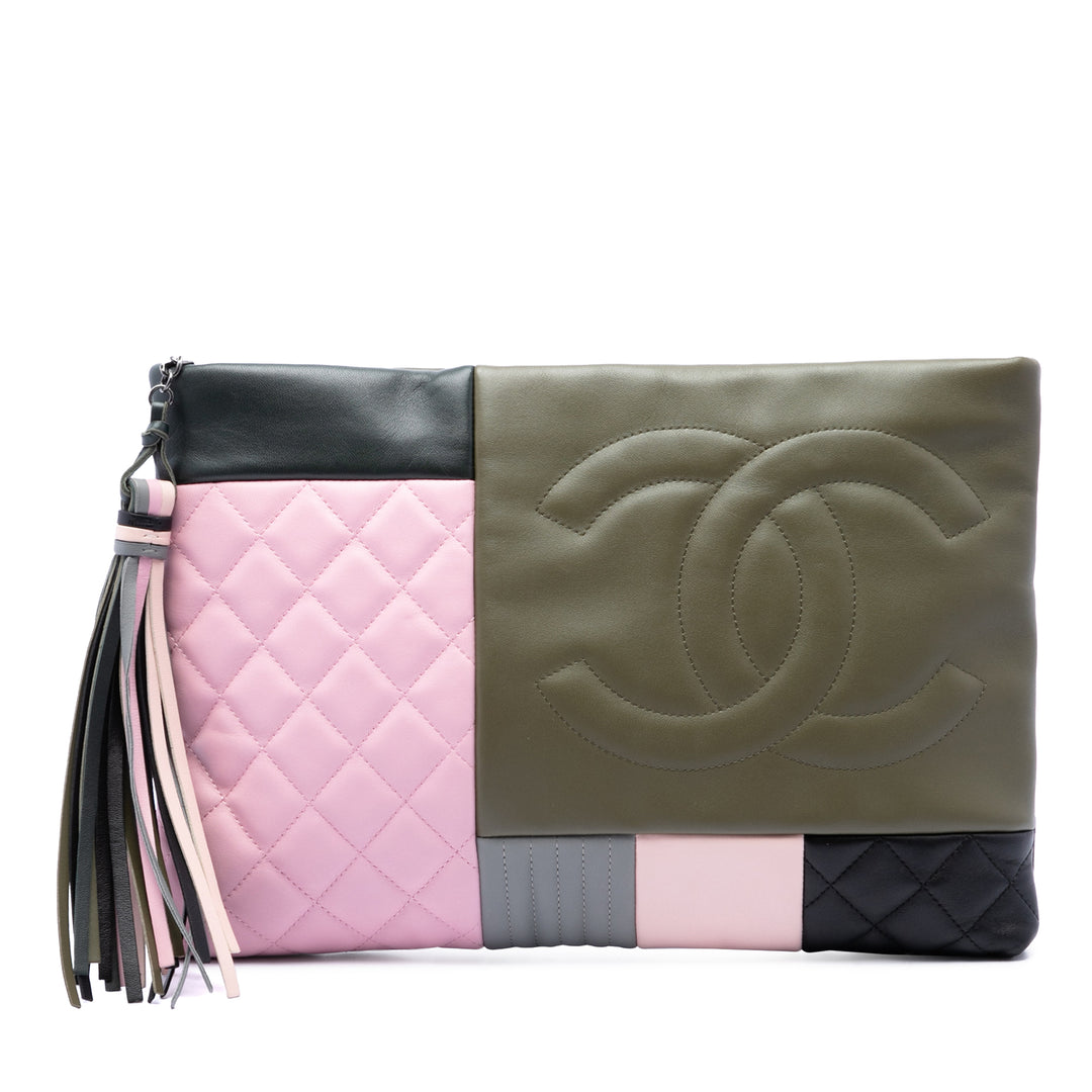 Chanel Colorblock Patchwork O Étui Grand Cuir d'agneau Vert – vue principale – GABY PARIS