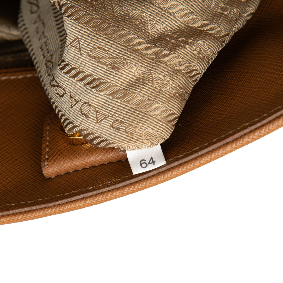 Prada Medium Saffiano Lux Open Promenade Sac cartable