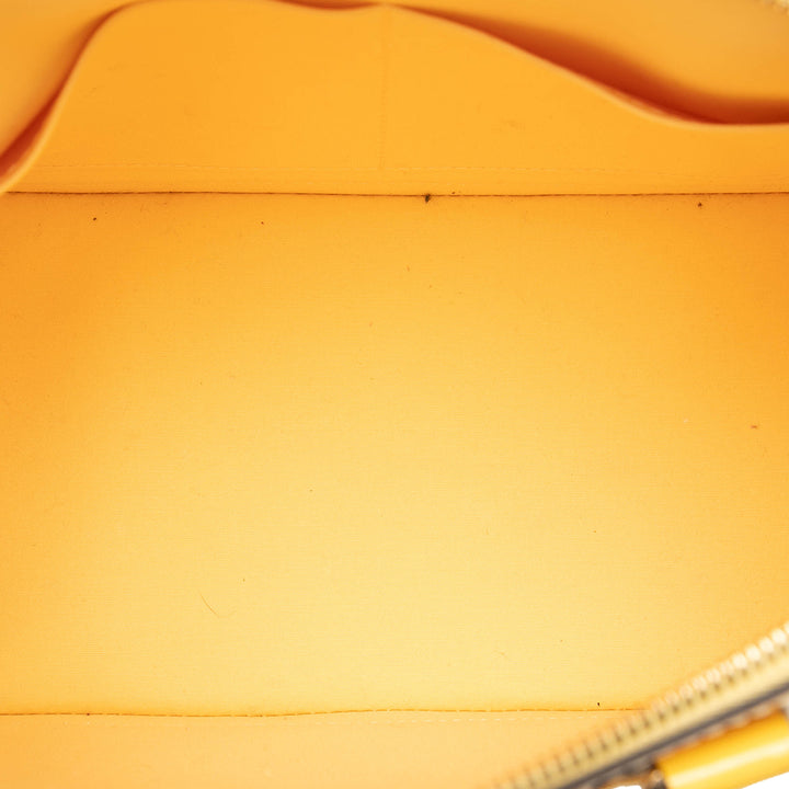 Louis Vuitton Alma PM Cuir verni Monogram Jaune – vue 4 – GABY PARIS
