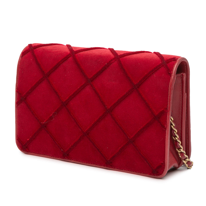 Chanel CC Quilted Velours Wallet on Chain Rouge – GABY PARIS Authentique