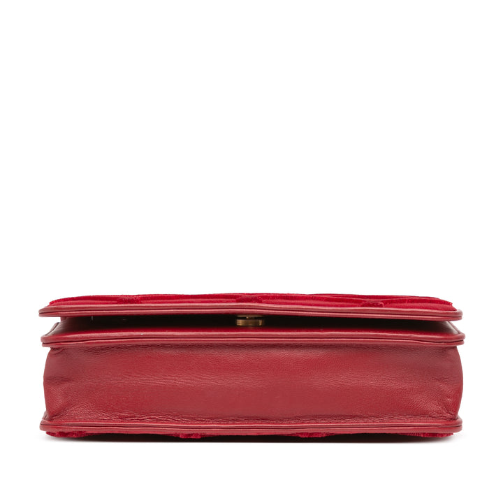 Chanel CC Quilted Velours Wallet on Chain Rouge – GABY PARIS Authentique
