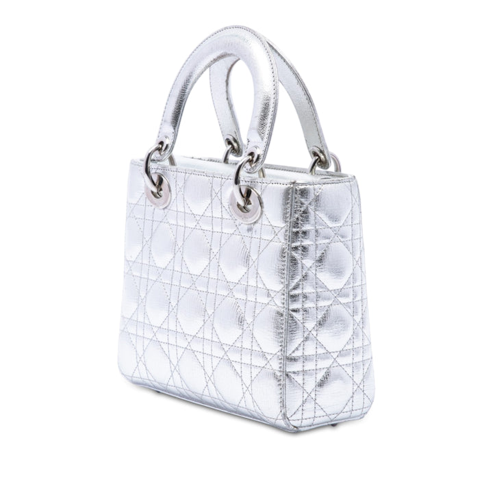 Dior Lady Dior Métallisé Cannage My ABCDior Petit Cuir d'agneau Argenté – vue 2 – GABY PARIS