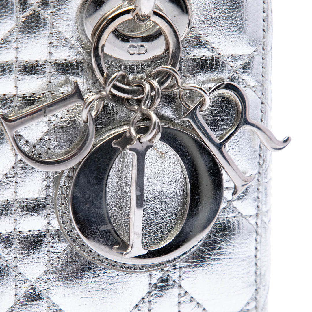 Dior Lady Dior Métallisé Cannage My ABCDior Petit Cuir d'agneau Argenté – vue 5 – GABY PARIS