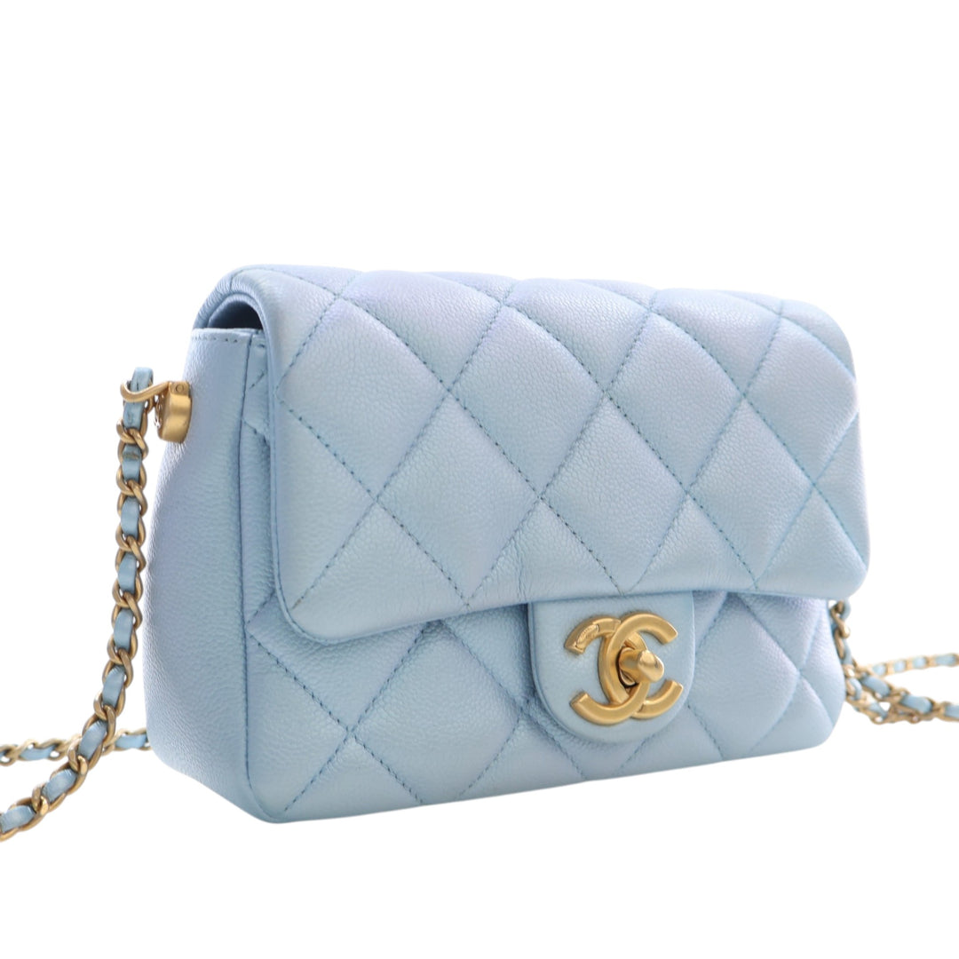 Chanel Mini Matelassé Iridescent Caviar My Perfect à rabat